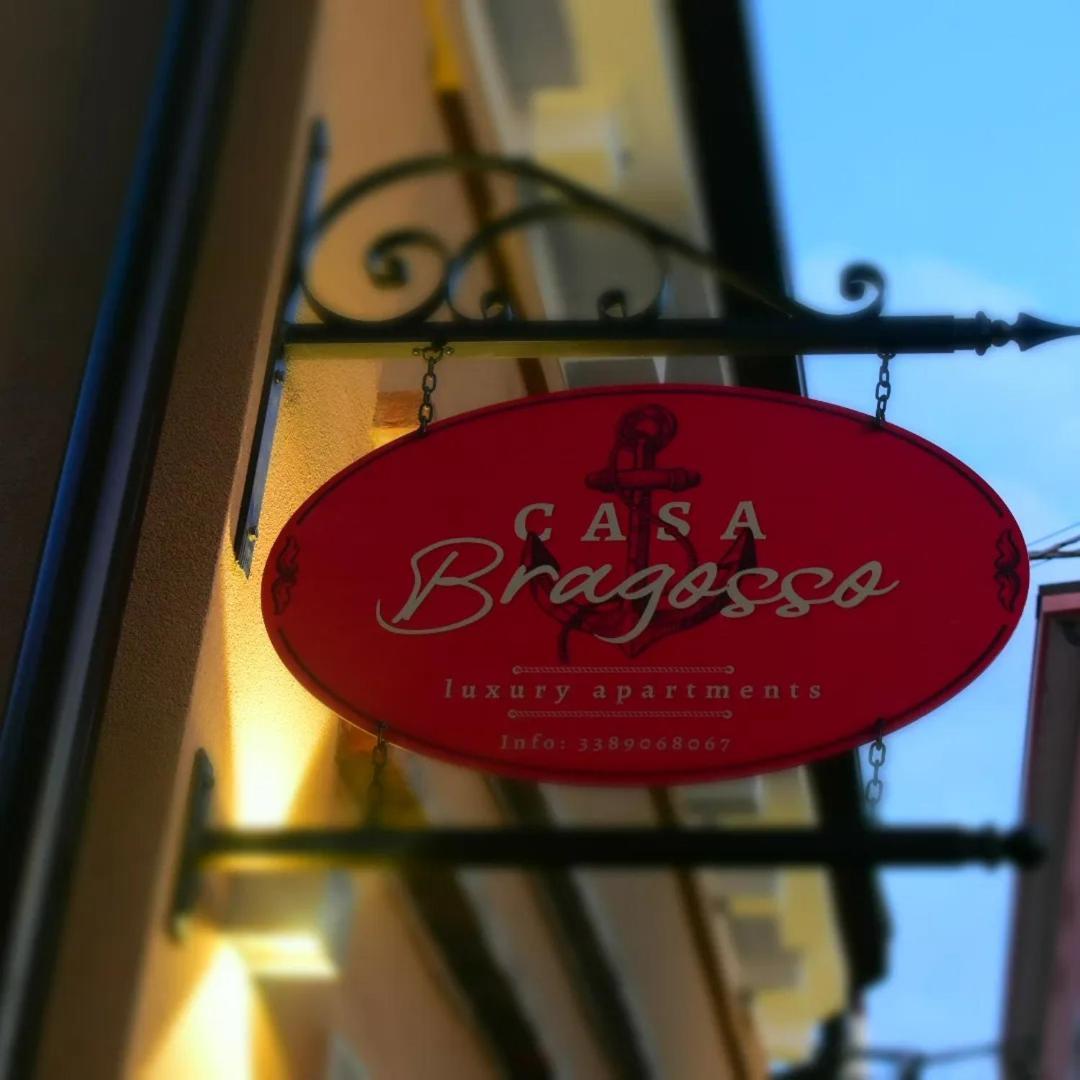Casa Bragosso Apartment ซอตโตมารีนา ภายนอก รูปภาพ